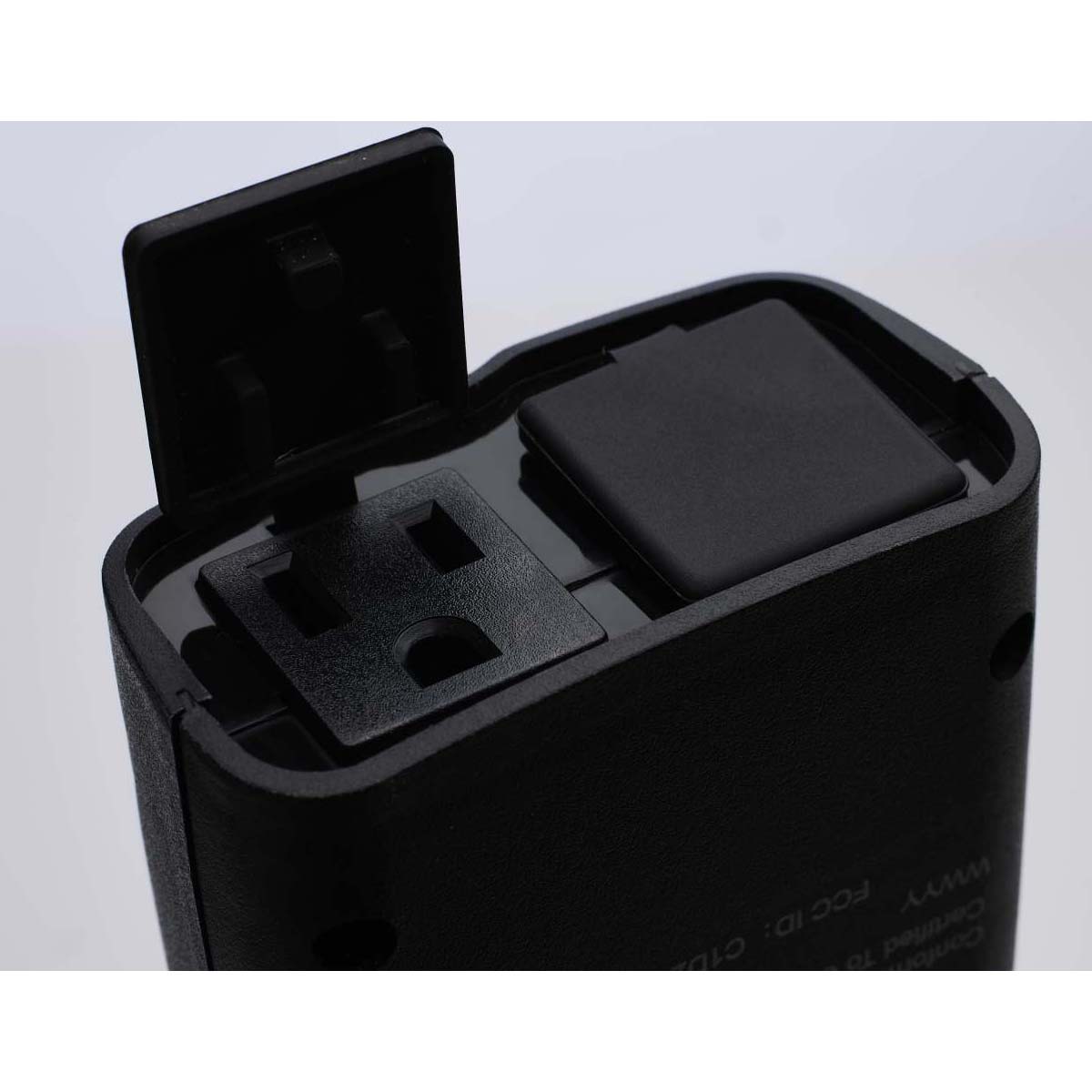 Satco 15A Smart Outdoor Dual Plug